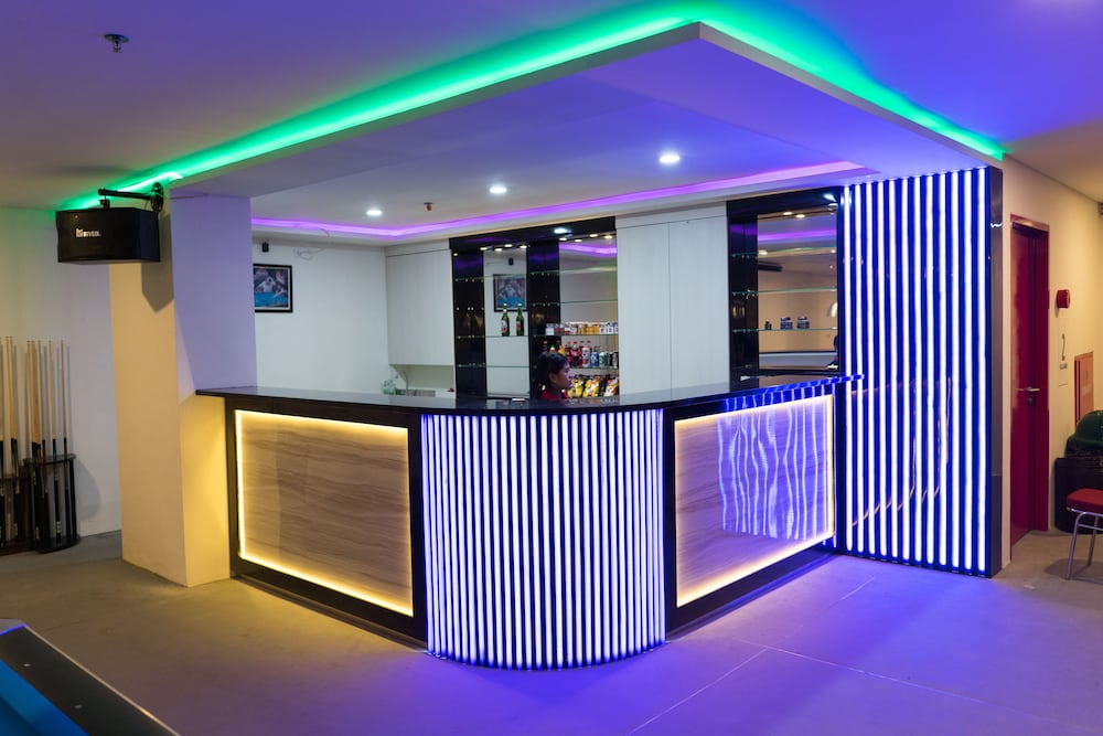 iandm hotel billiard