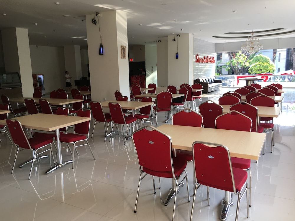 iandm hotel billiard