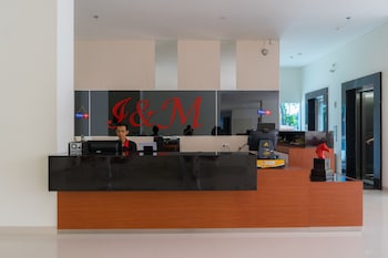 iandm hotel billiard