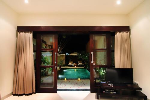 the lakshmi villas by the beach house