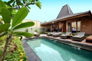 the lakshmi villas by the beach house