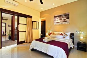 the lakshmi villas by the beach house
