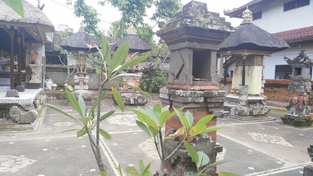 nyoman badri homestay