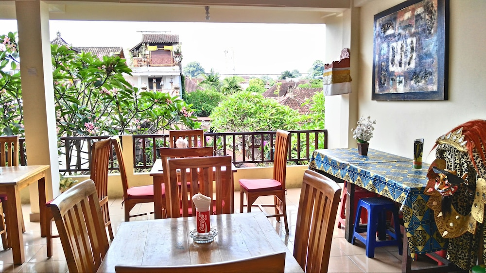 nyoman badri homestay