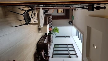 casa de wanea hotel and resto