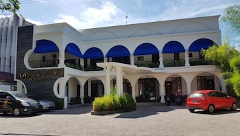 casa de wanea hotel and resto