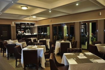 casa de wanea hotel and resto