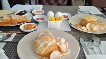 casa de wanea hotel and resto