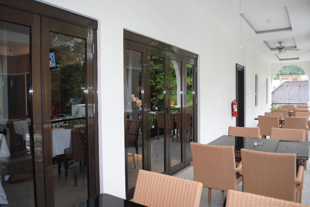 casa de wanea hotel and resto