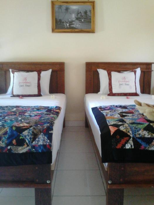 pande guest house pemuteran