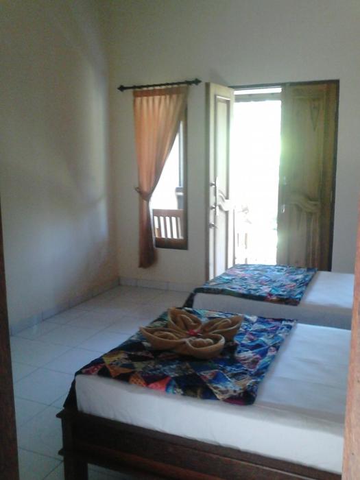 pande guest house pemuteran