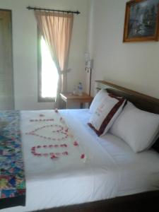 pande guest house pemuteran