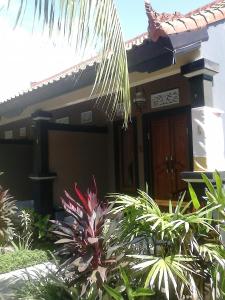 pande guest house pemuteran