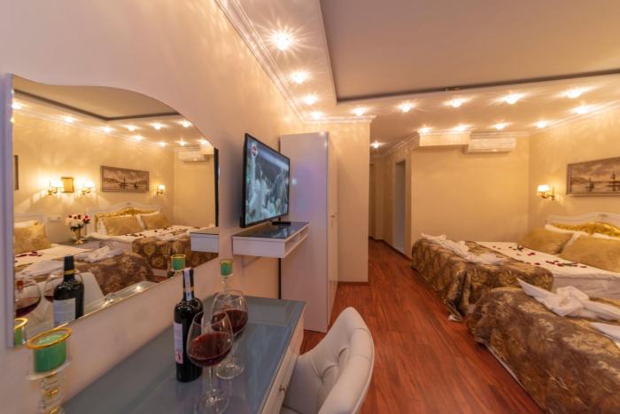 charm hotel