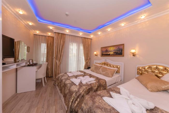 charm hotel