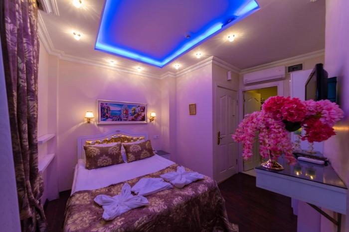 charm hotel
