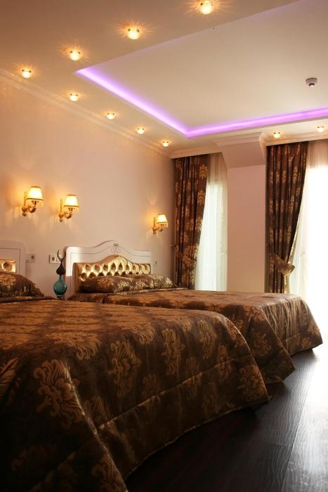 charm hotel