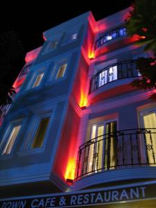 charm hotel