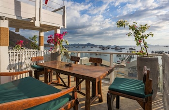 Eco Tree O'tel,Labuan Bajo>>Flores,4 star