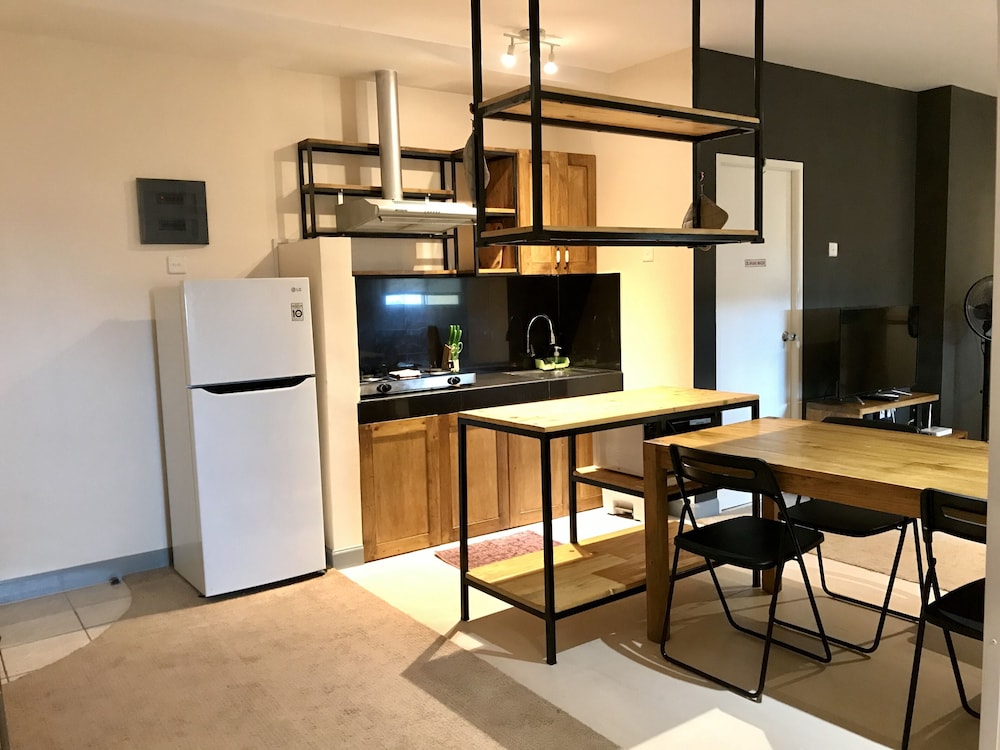 apartment queen victoria batam