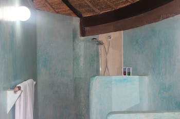 sanghyang bay villas