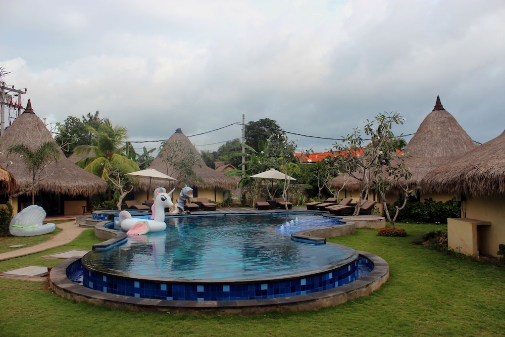 sanghyang bay villas