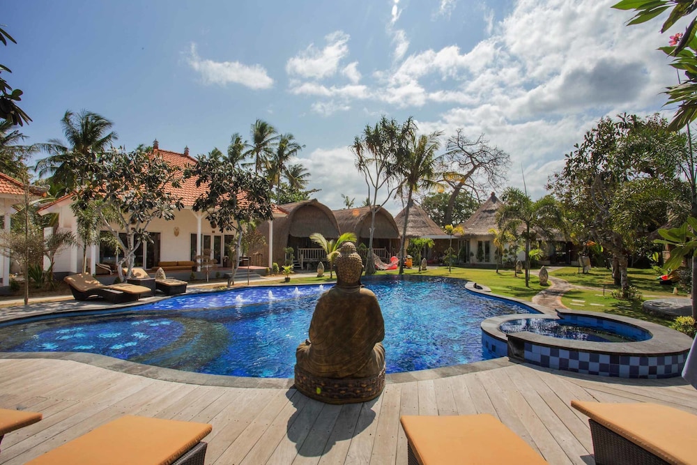 sanghyang bay villas