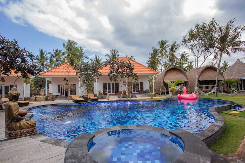 sanghyang bay villas