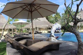 sanghyang bay villas