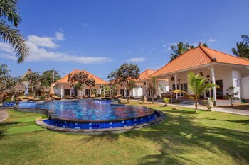 sanghyang bay villas