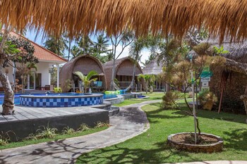 sanghyang bay villas