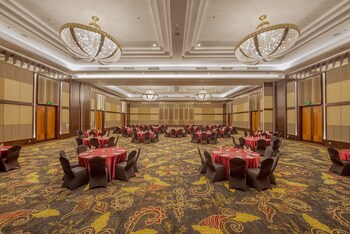 el hotel royale banyuwangi