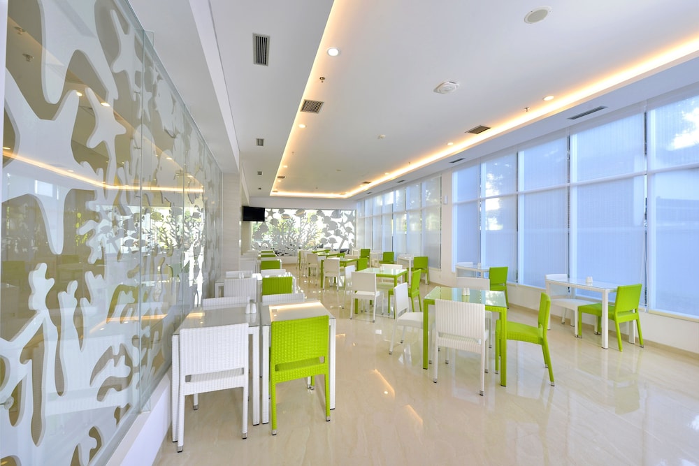 Whiz Prime Hotel Sudirman Cilacap,Cilacap>>Central Java,3 star