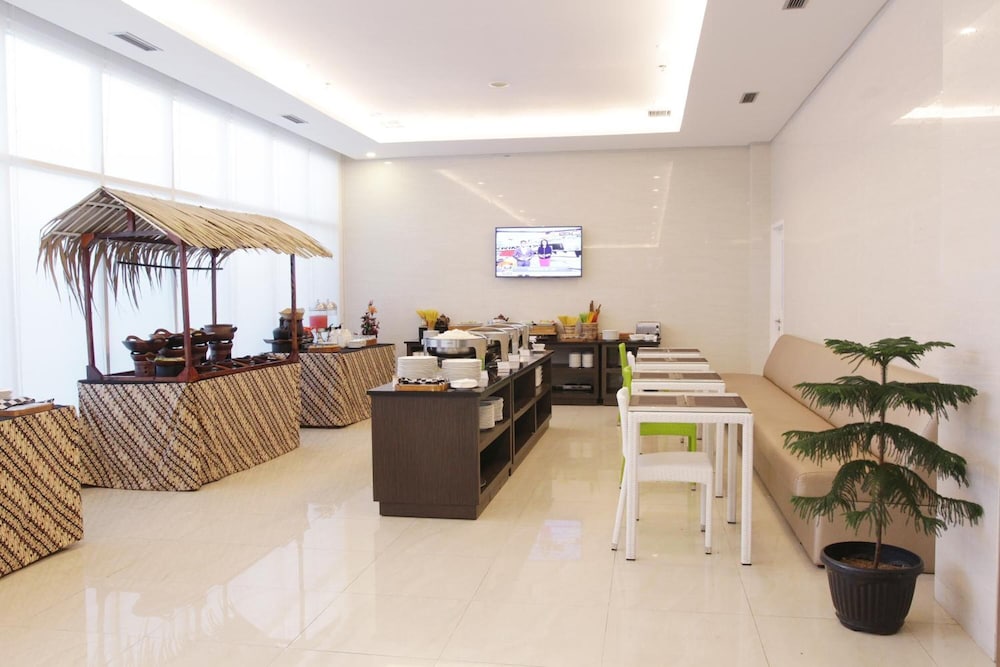 Whiz Prime Hotel Sudirman Cilacap,Cilacap>>Central Java,3 star