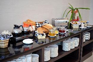 whiz prime hotel sudirman cilacap