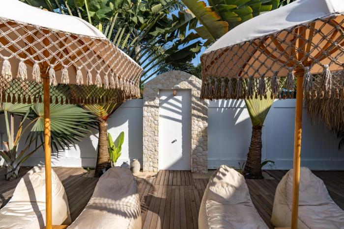 castaway resort