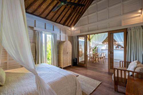 castaway resort