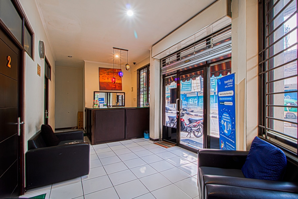 bantal guling alun alun bandung