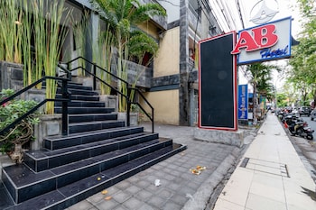 ab hotel kuta by agata