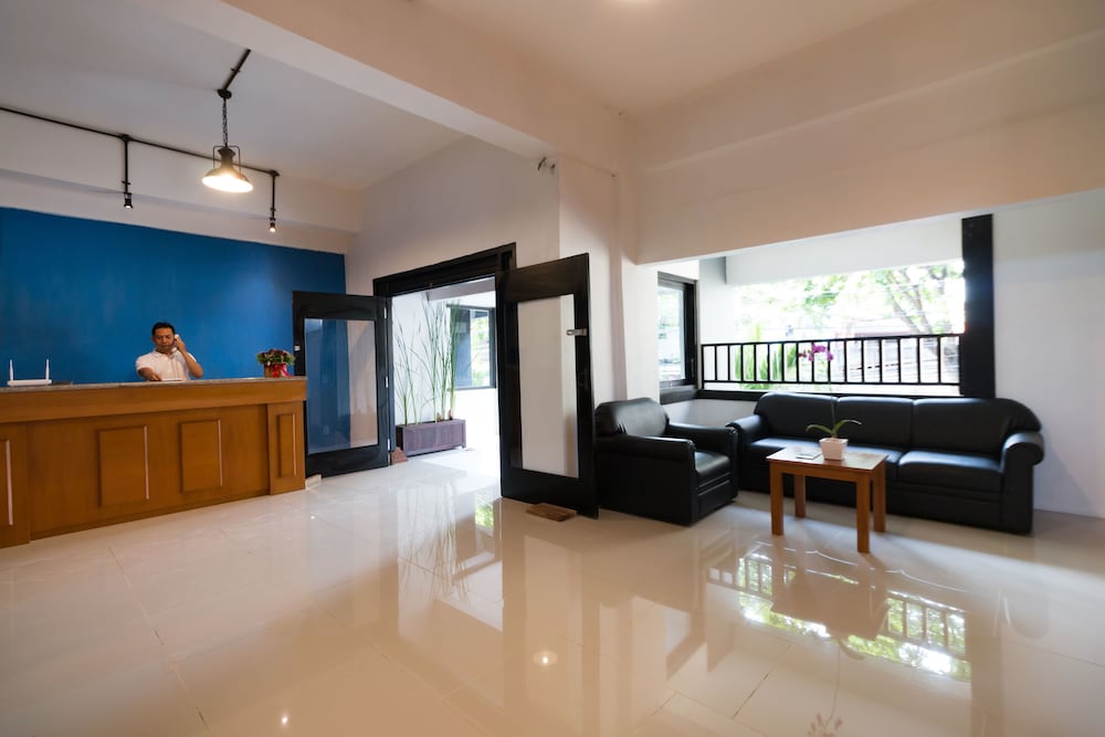 ab hotel kuta by agata