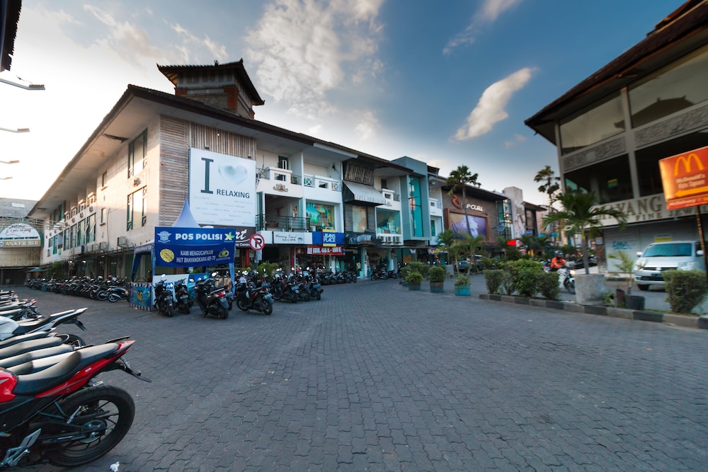 ab hotel kuta by agata