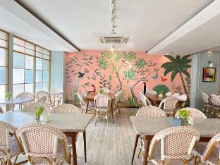 verse luxe hotel wahid hasyim