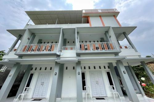 rizky bromo homestay