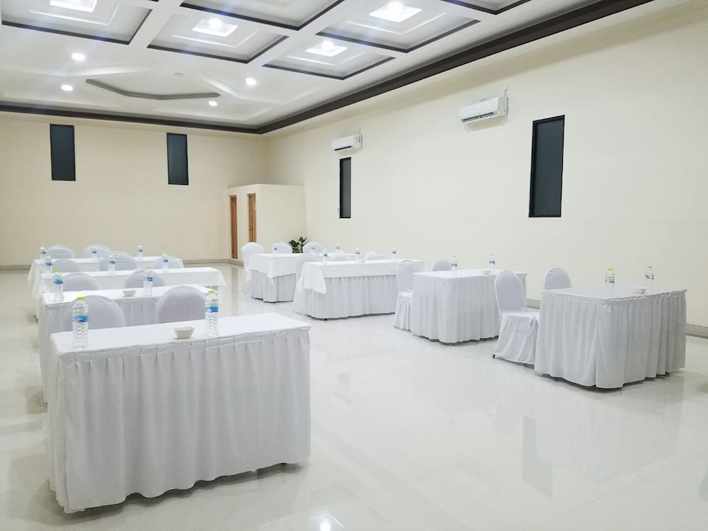 sumi hotel surabaya