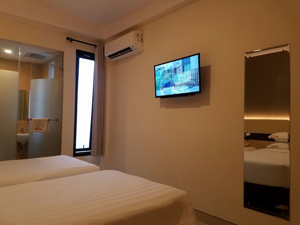 sumi hotel surabaya