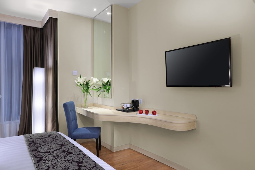 aston batam hotel and residence