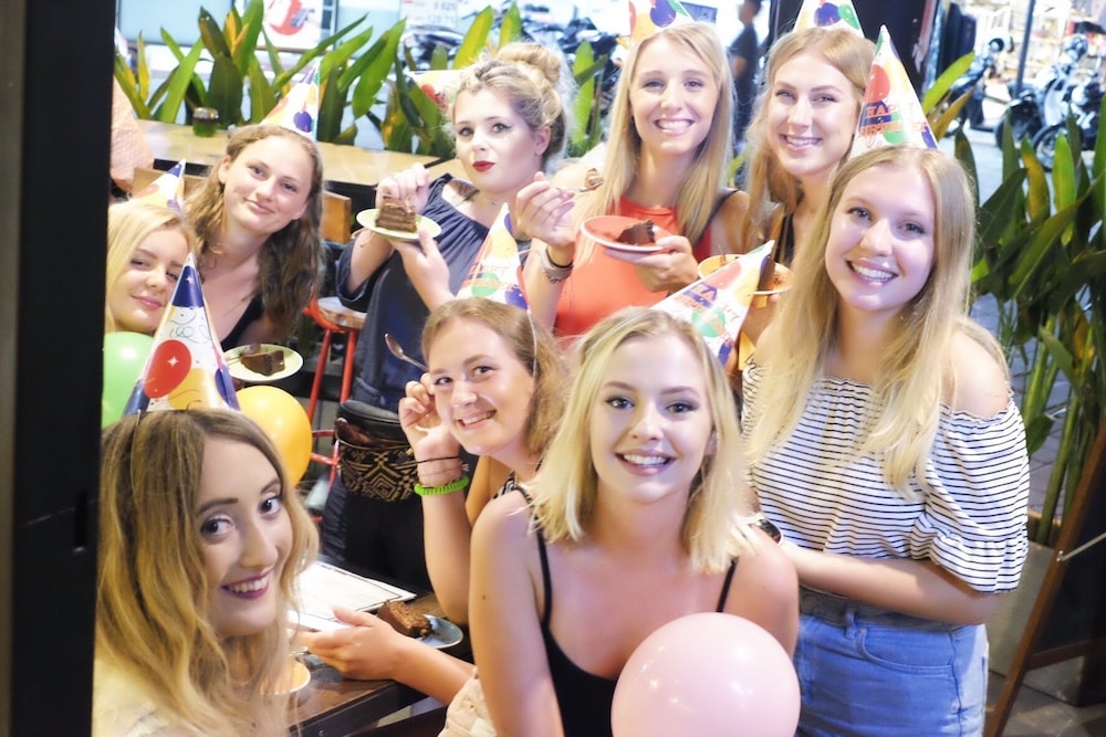 borough capsule hostel bali