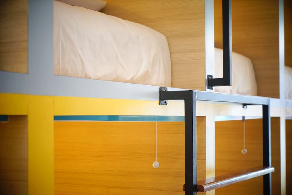 borough capsule hostel bali