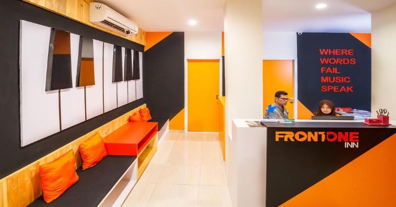 Front One Inn Muntilan,Java>>Baturetno,3 star