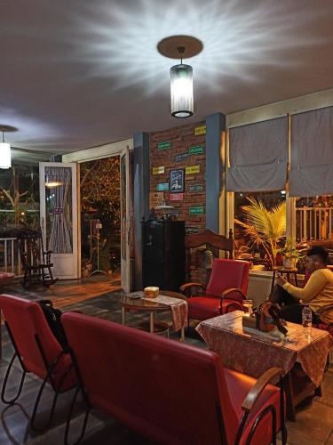 roemah 28 syariah boutique hotel